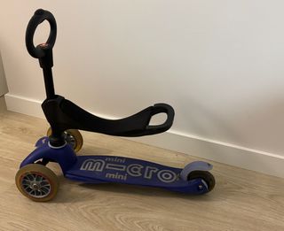 Patinete Mini Micro con asiento.