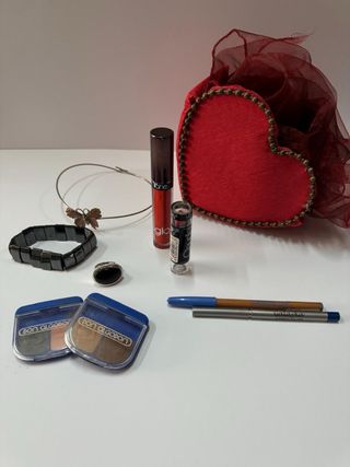 Lote maquillaje 2 San Valentín