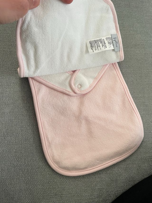 Set bavaglia + asciugamano per neonato