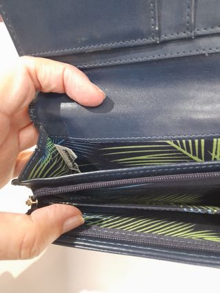 Cartera desigual en buen estado