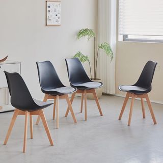 Juego de 4 Sillas SIRIO Acolchadas y Mesa 110cm