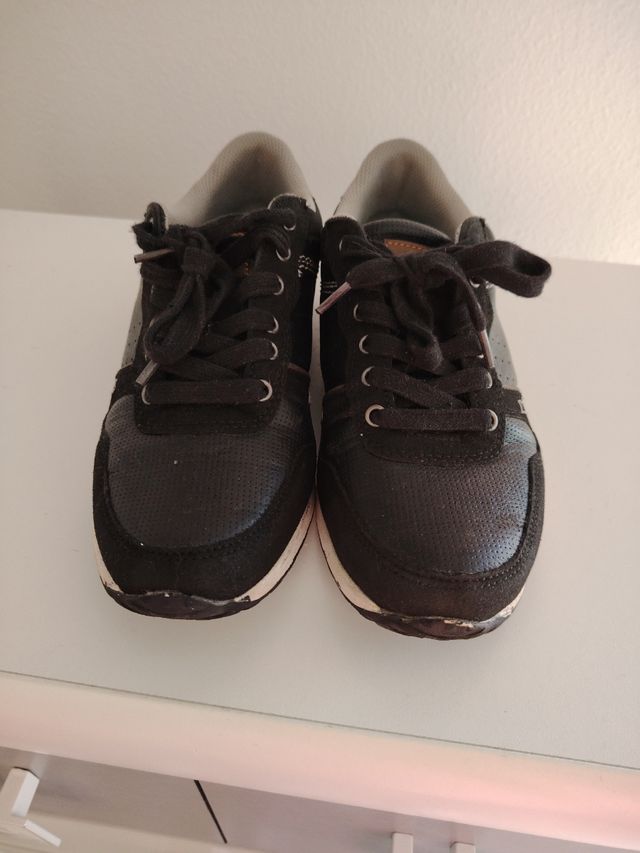 Zapatillas hombre Dunlop negra