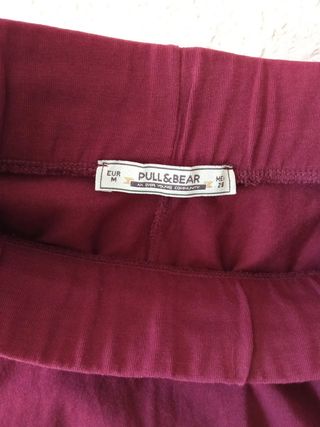 Falda corta vuelo de Pull & Bear