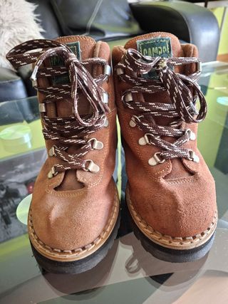 Botas montaña mujer
