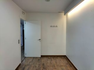 R-7937654 Alquiler Local Comercial en Esplugues