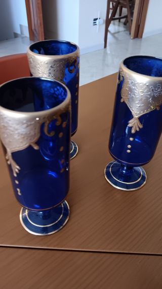 6 bicchieri antichi con caraffa