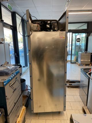 Congelador Vertical ISA LABOR