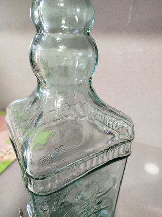 Botella cristal con grifo 