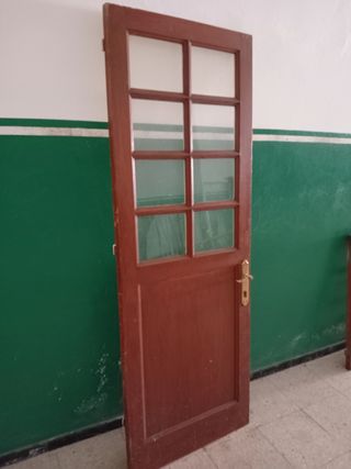Ventanas y puerta