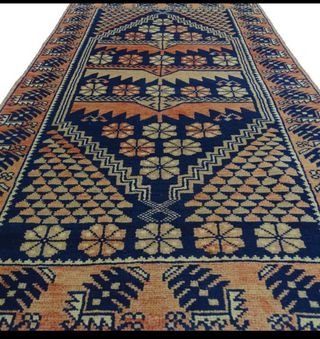 Alfombra hecha a mano