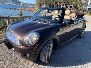 MINI Cabrio 2009