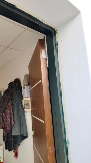 Restauración puerta metalica