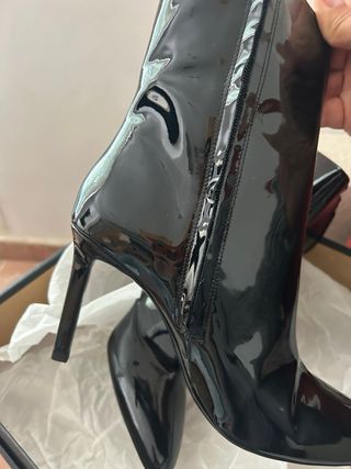 Botines charol. T 39