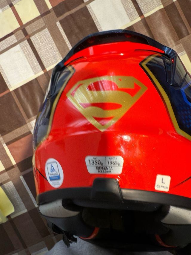 Casco hjc rpha 11 superman