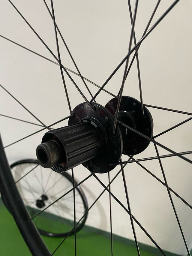 Ruedas de carretera Giant PR2 tubeless disco.