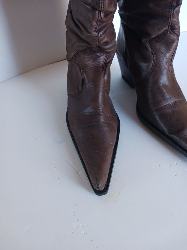 Botas Mustang tipo country marrón