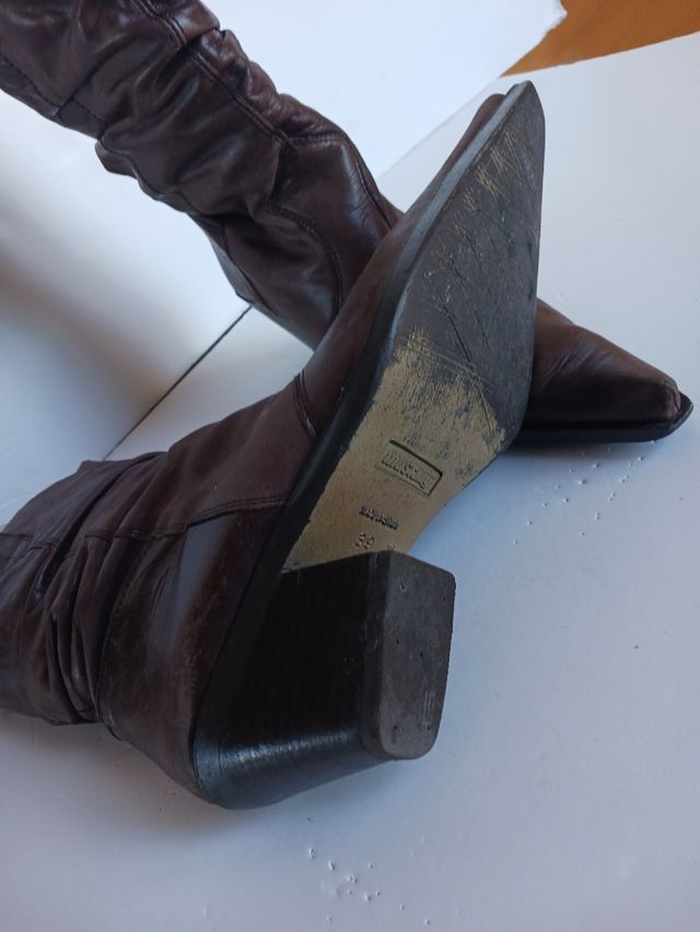 Botas Mustang tipo country marrón