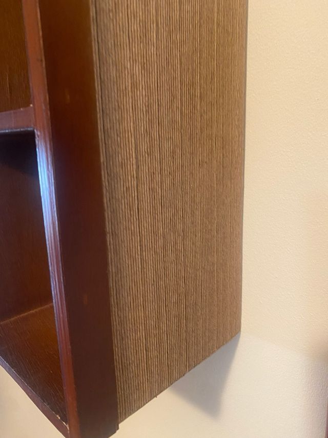 Estanterías madera y caña