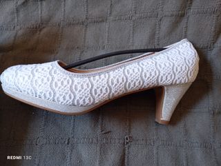 Zapato plata y encaje