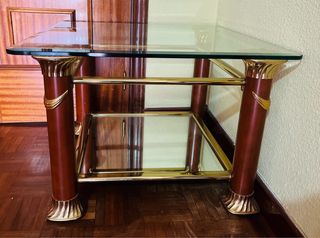 Mesa de cristal pequeña