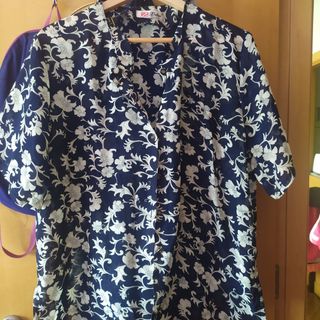 Chaquetas manga corta y blusas 46-48