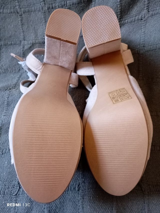 Sandalias rosa nude