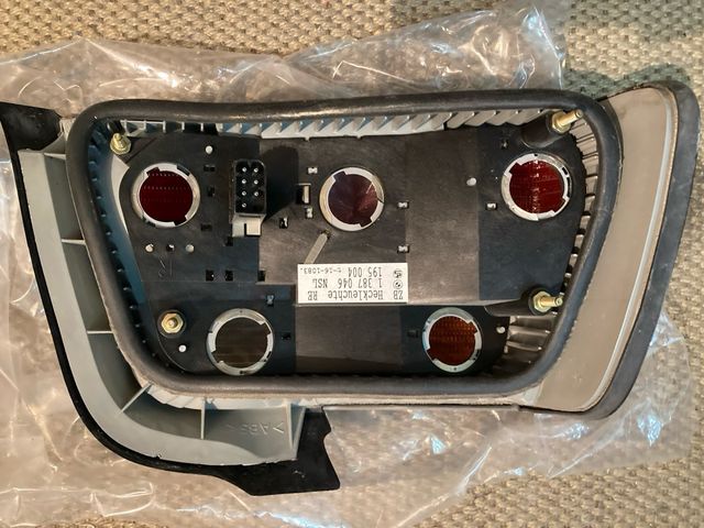 Piloto trasero BMW E36 Dcho