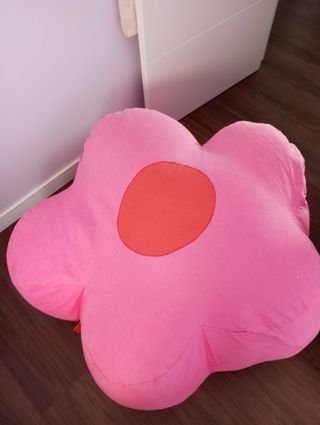 Puff Agatha Ruiz de la Prada 