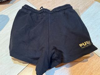Pantalón corto de chándal negro Puma