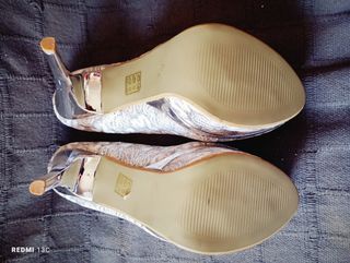 Tacones plata