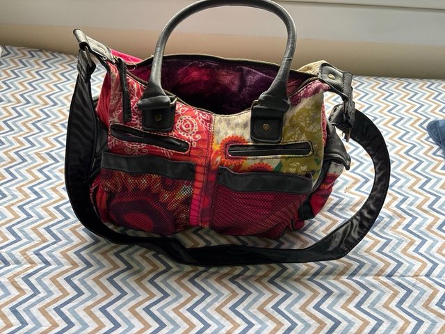 Bolso de desigual original PRECIO NEGOCIABLE