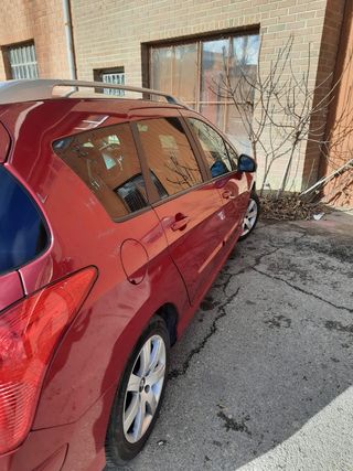 Peugeot 308 2011