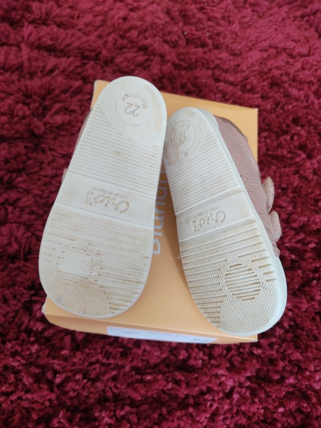 Deportivas Blanditos by críos 22