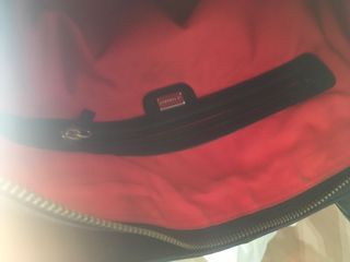 Bolso de piel negro