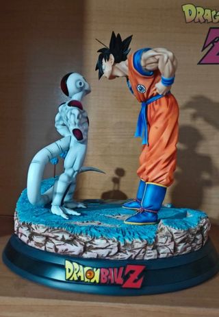 Figure class dragon ball goku freezer