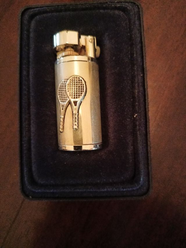 Accendino tennis argento 