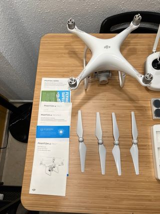 Dron dji 4 pro