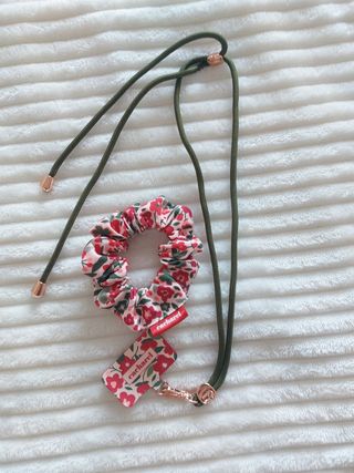 Scrunchie e acessório - Cacharel