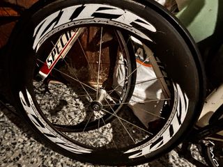 ruedas zipp de carbono tubular 550€ las dos