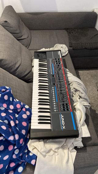 Roland Juno X + Borsa