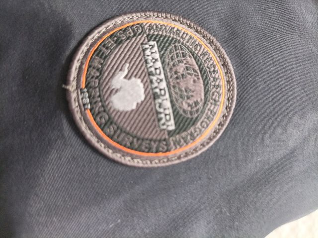 Cazadora Nipapijri negra