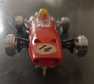 BRM SCALEXTRIC AÑOS 70 ROJO