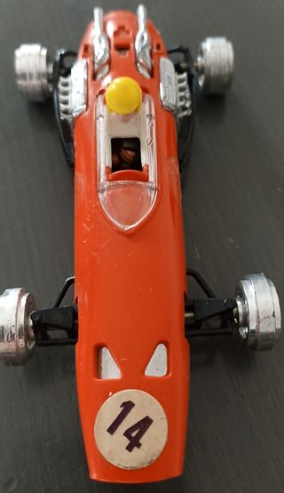 BRM SCALEXTRIC AÑOS 70 ROJO