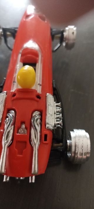 BRM SCALEXTRIC AÑOS 70 ROJO