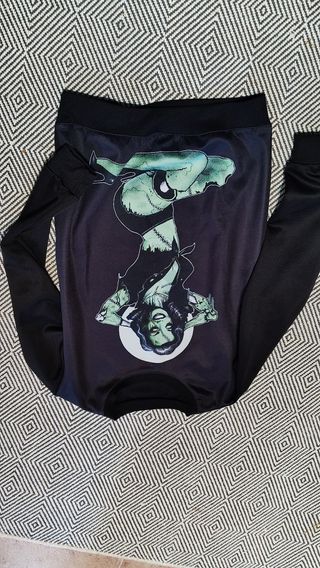 Sudadera mujer zombie pin up