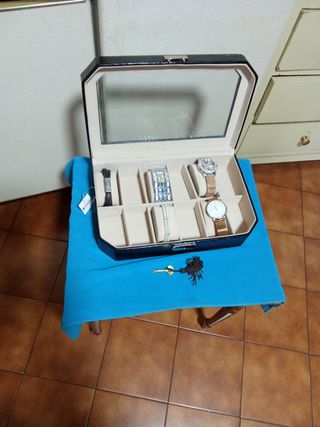 Caja para pulseras y relojes