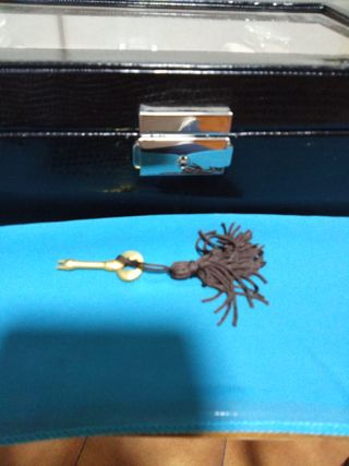 Caja para pulseras y relojes