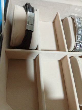 Caja para pulseras y relojes