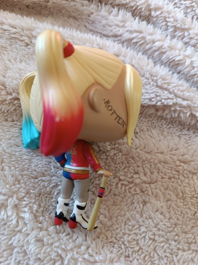 Figura funki pop. Harley Quuin