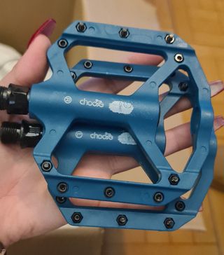 1 Par de Pedais de Nylon CNC Choose